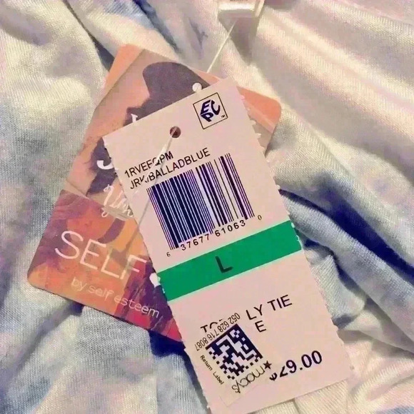 NWT🩵Tie-dye Tie Front Ttop - Picture 2 of 2